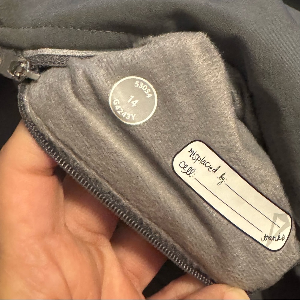 Ivivva Girls Softshell Rain Jacket Grey Sz 14 Hooded Outdoors Spring - Picture 11 of 11